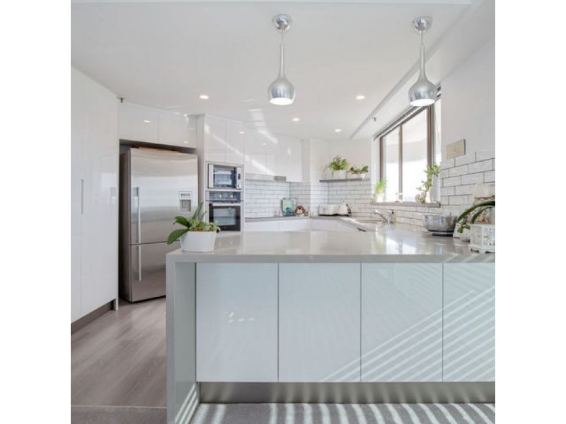 83/17 Bayview Street, Runaway Bay QLD 4216