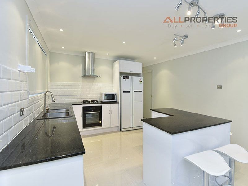 3 Dunraven Close, Durack QLD 4077