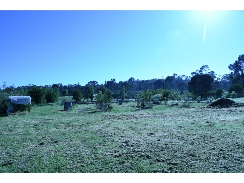 5 Pottery Road, Campbells Creek VIC 3451