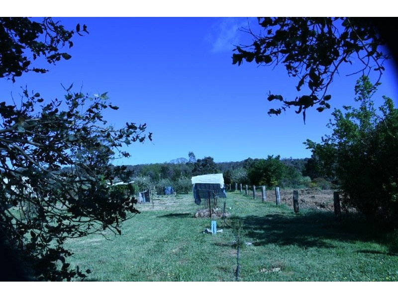 5 Pottery Road, Campbells Creek VIC 3451