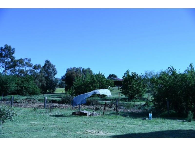 5 Pottery Road, Campbells Creek VIC 3451