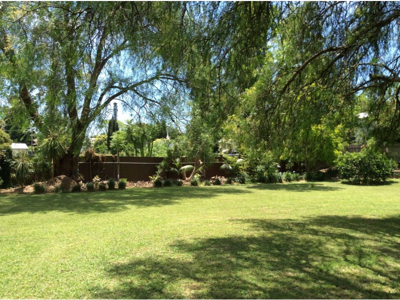 28 James St, Horseshoe Bend NSW 2320