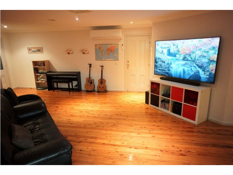 20 Dalley St, Parkes NSW 2870