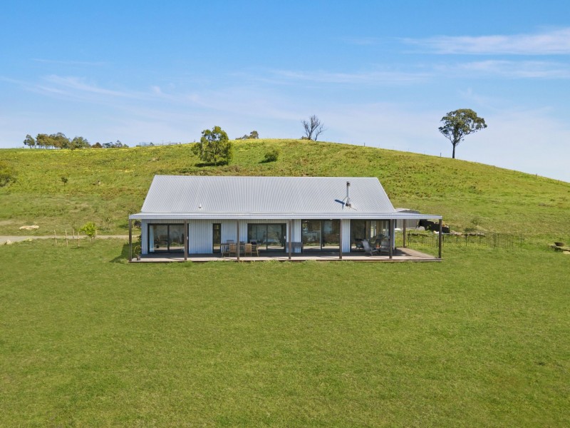 92 Mount Minderoo Lane, High Range NSW 2575