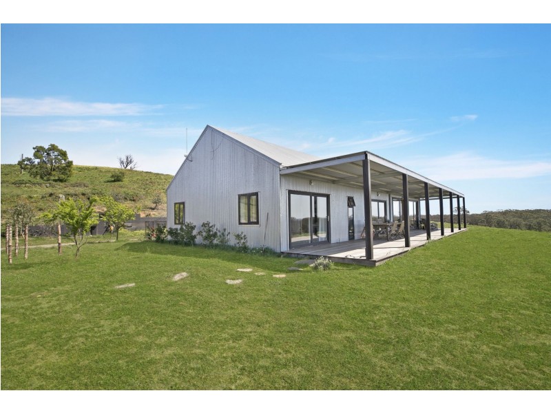 92 Mount Minderoo Lane, High Range NSW 2575