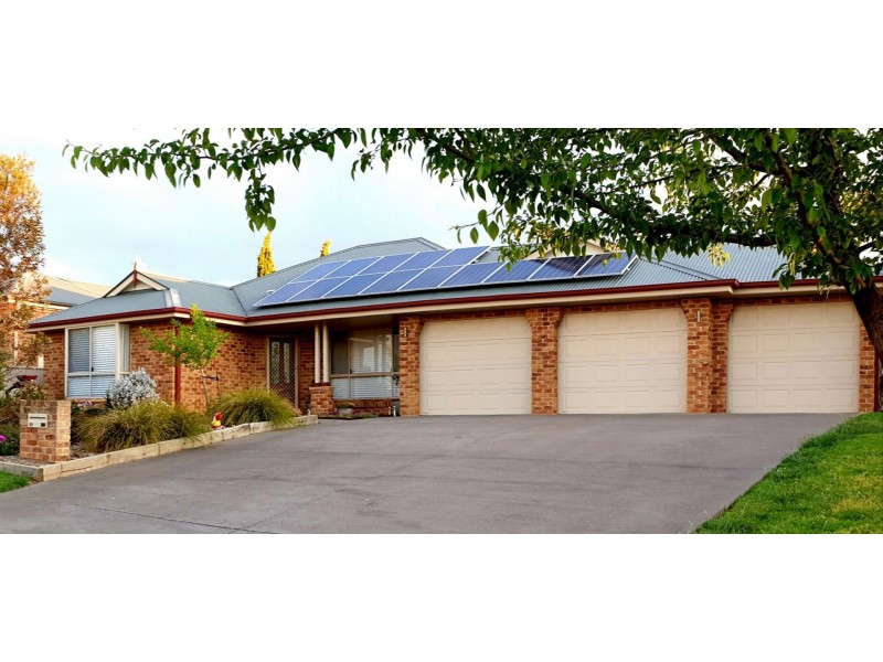 40 Carlyle Avenue, Llanarth NSW 2795