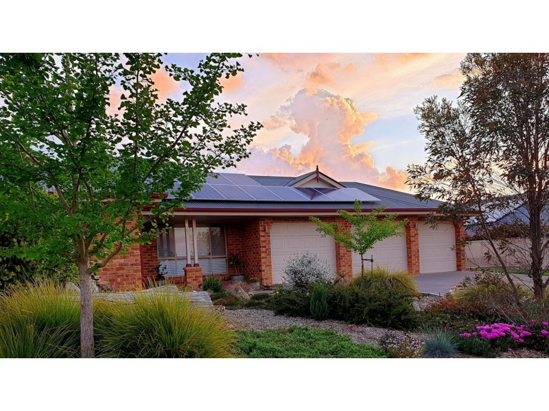 40 Carlyle Avenue, Llanarth NSW 2795