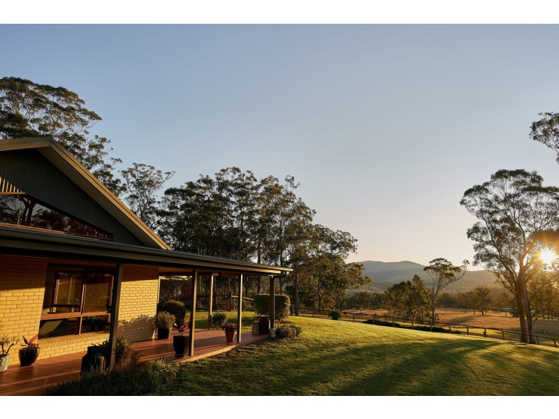 2 Phascogale Cres, Barrington NSW 2422