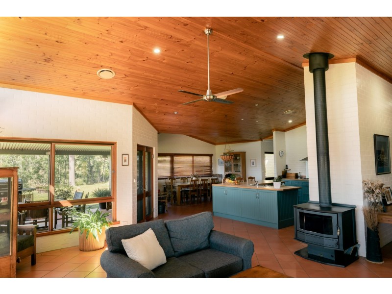 2 Phascogale Cres, Barrington NSW 2422