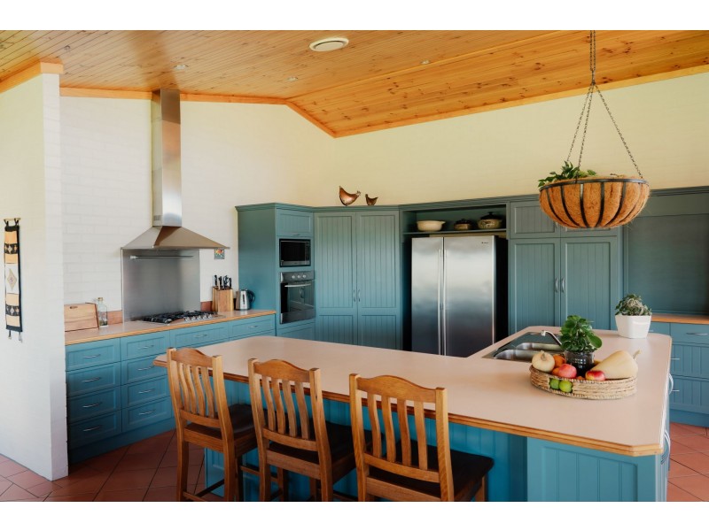 2 Phascogale Cres, Barrington NSW 2422