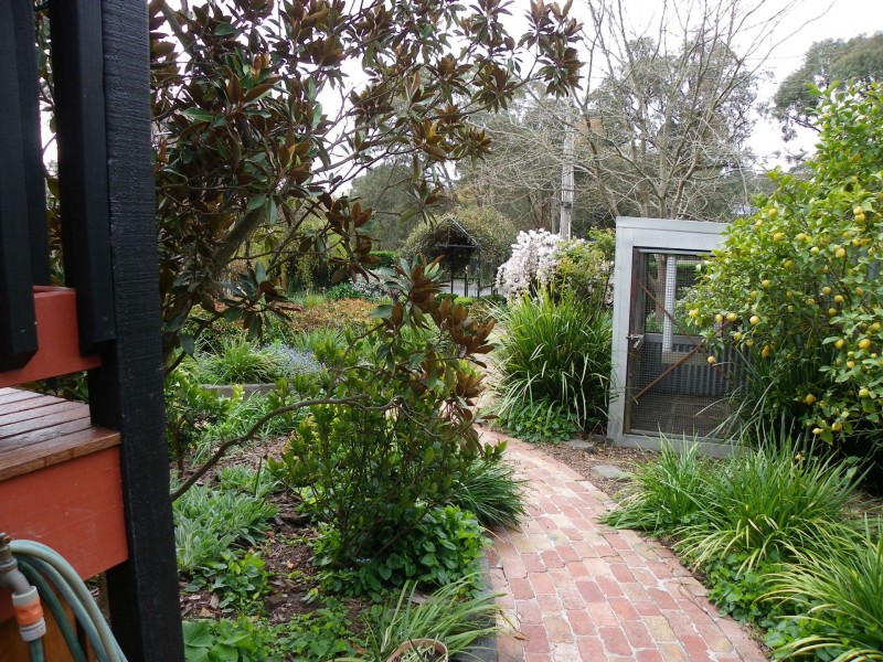 17 North Mountain Rd, Heathcote Junction VIC 3758