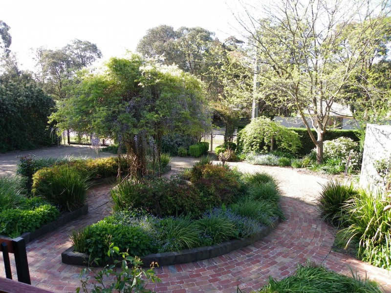 17 North Mountain Rd, Heathcote Junction VIC 3758