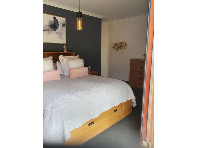 10 Nicol Street, Stanthorpe QLD 4380