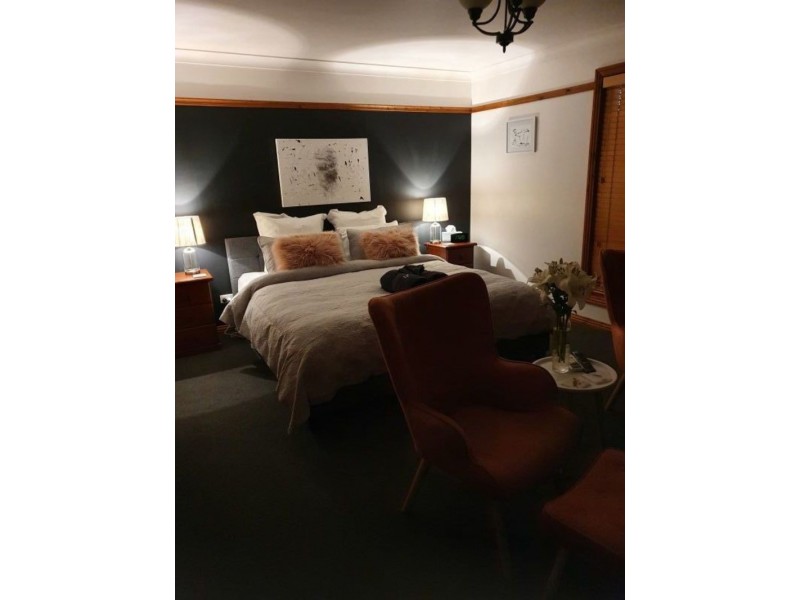 10 Nicol Street, Stanthorpe QLD 4380