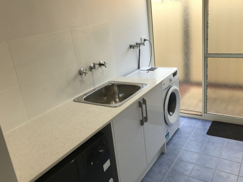 4 Sorrento Turn, Secret Harbour WA 6173