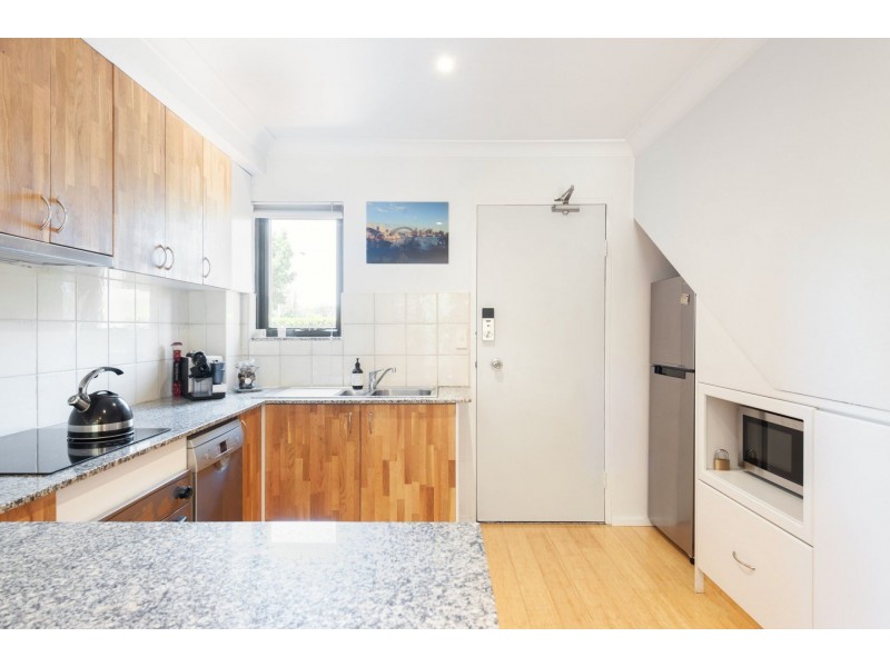 25/5-17 Pacific Highway, Roseville NSW 2069