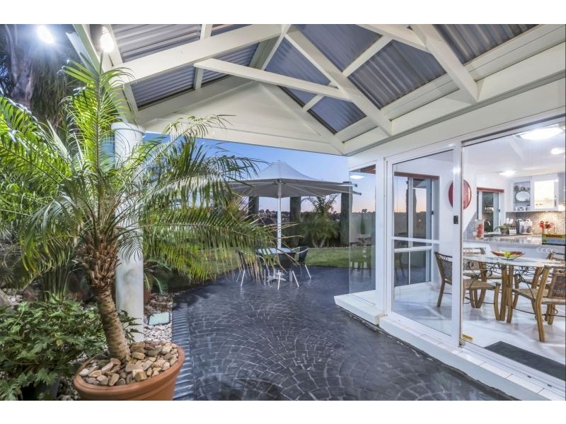 26 Rochester Crescent, Golden Grove SA 5125