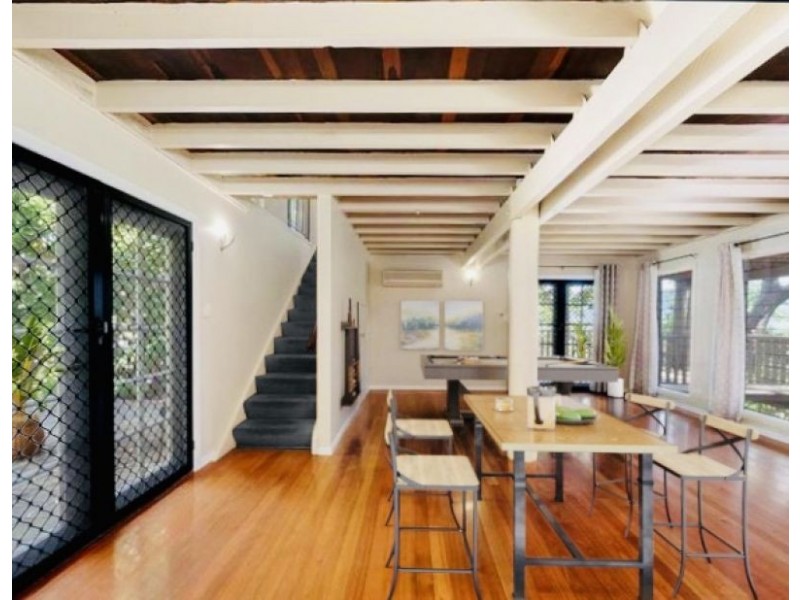 2 Tari Place, Trinity Beach QLD 4879