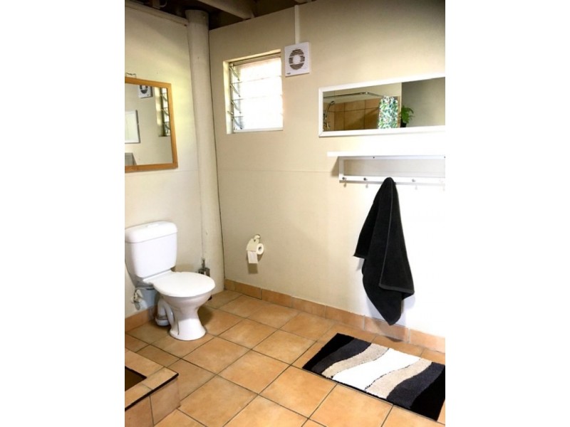 2 Tari Place, Trinity Beach QLD 4879