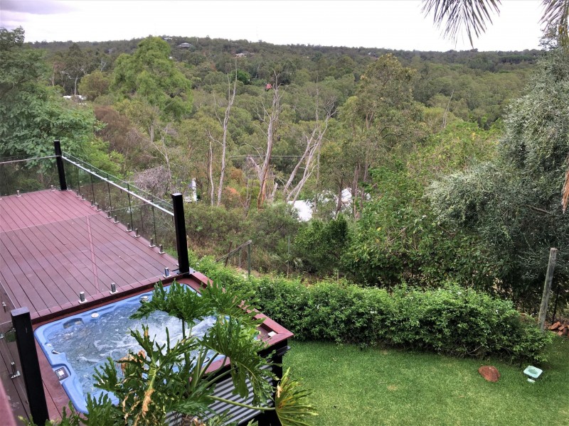 4 Easton Court, Boya WA 6056