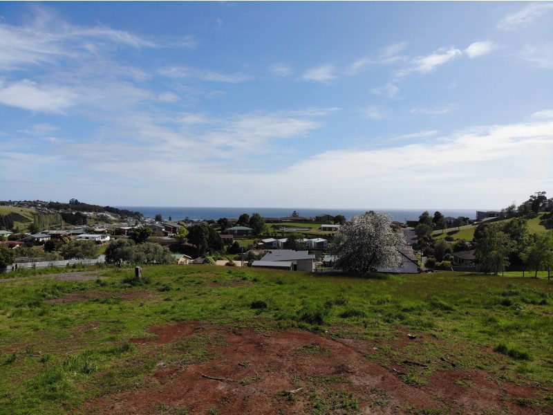 26-28 South road, Penguin TAS 7316