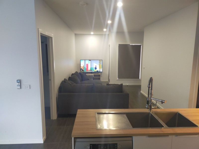 2/18 gardiner ave, Dandenong North VIC 3175