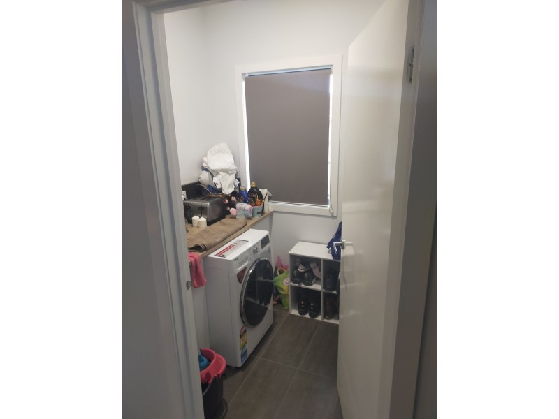 2/18 gardiner ave, Dandenong North VIC 3175