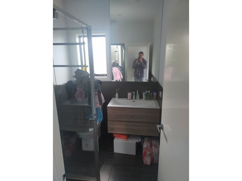 2/18 gardiner ave, Dandenong North VIC 3175