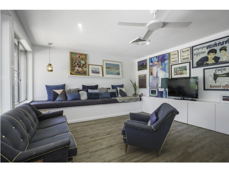 14 Berkeley Crescent, Dampier WA 6713