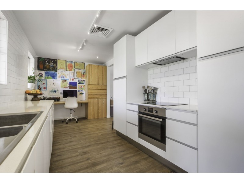 14 Berkeley Crescent, Dampier WA 6713