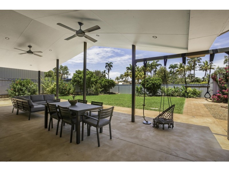 14 Berkeley Crescent, Dampier WA 6713