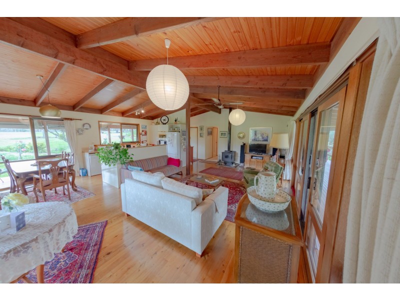 74 Yarragee Road, Moruya NSW 2537