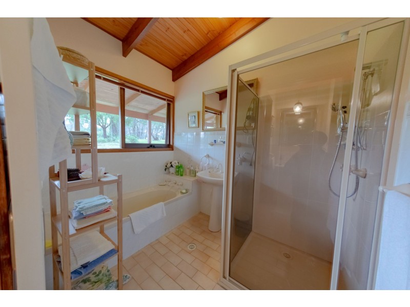 74 Yarragee Road, Moruya NSW 2537