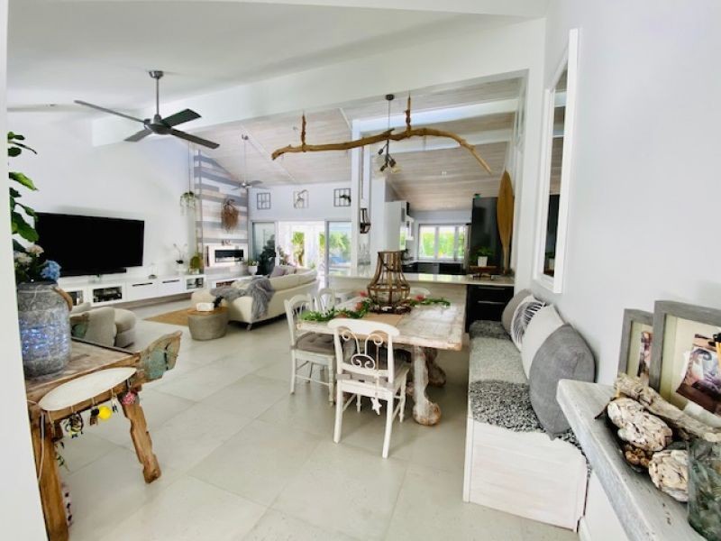 Villa 1/7A Government Road, Labrador QLD 4215