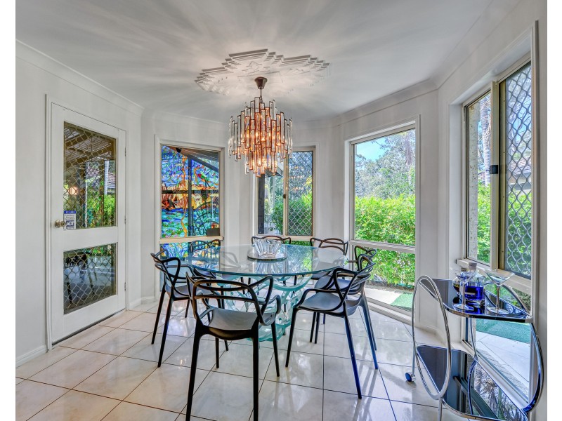 61 Kersley Road, Kenmore QLD 4069