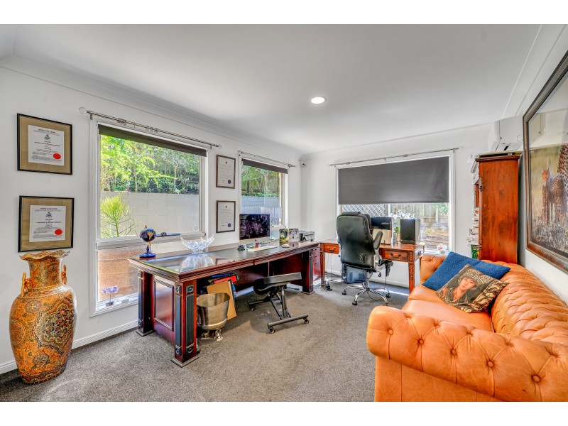 61 Kersley Road, Kenmore QLD 4069