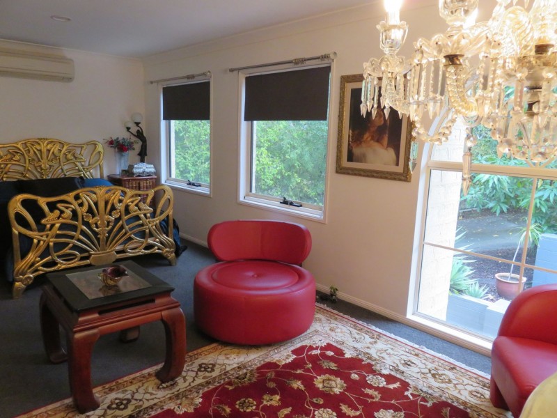 61 Kersley Road, Kenmore QLD 4069