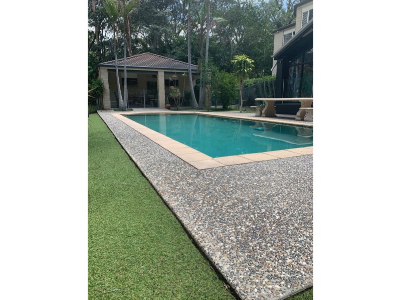 61 Kersley Road, Kenmore QLD 4069