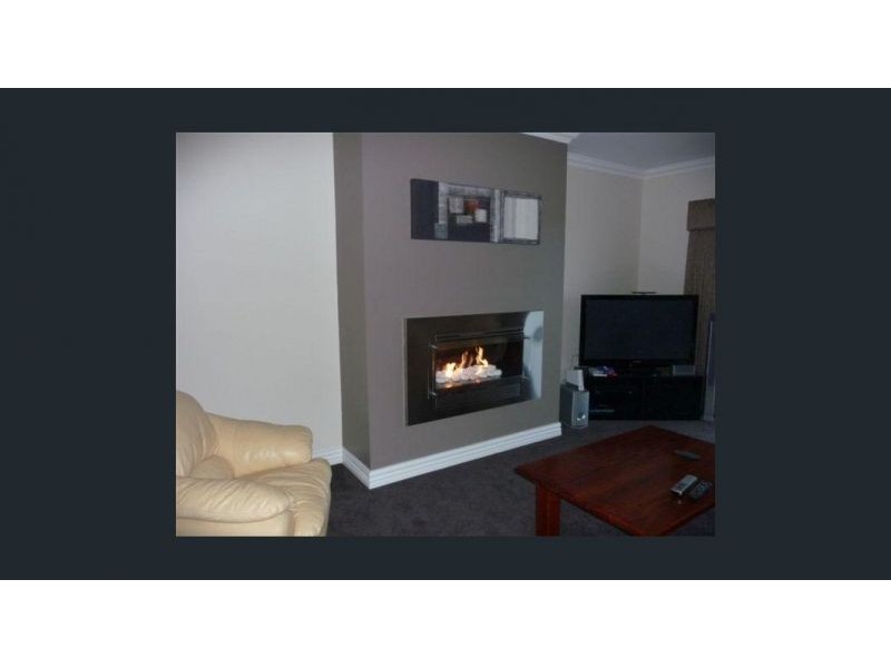 1 Diamond drive, Cardigan Village VIC 3352