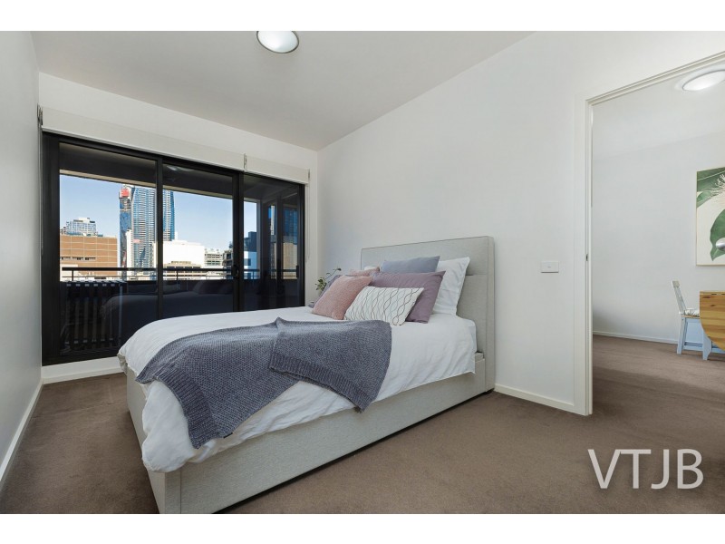1613/250 Elizabeth Street, Melbourne VIC 3000