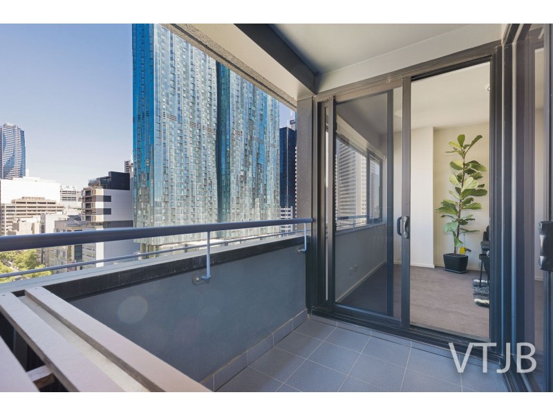 1613/250 Elizabeth Street, Melbourne VIC 3000