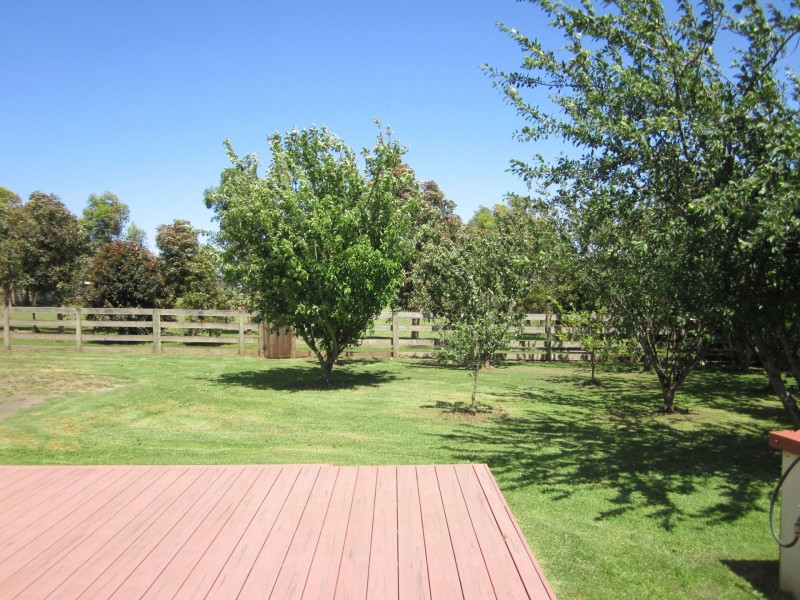 32 Obriens Lane, Koroit VIC 3282