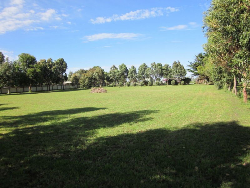 32 Obriens Lane, Koroit VIC 3282