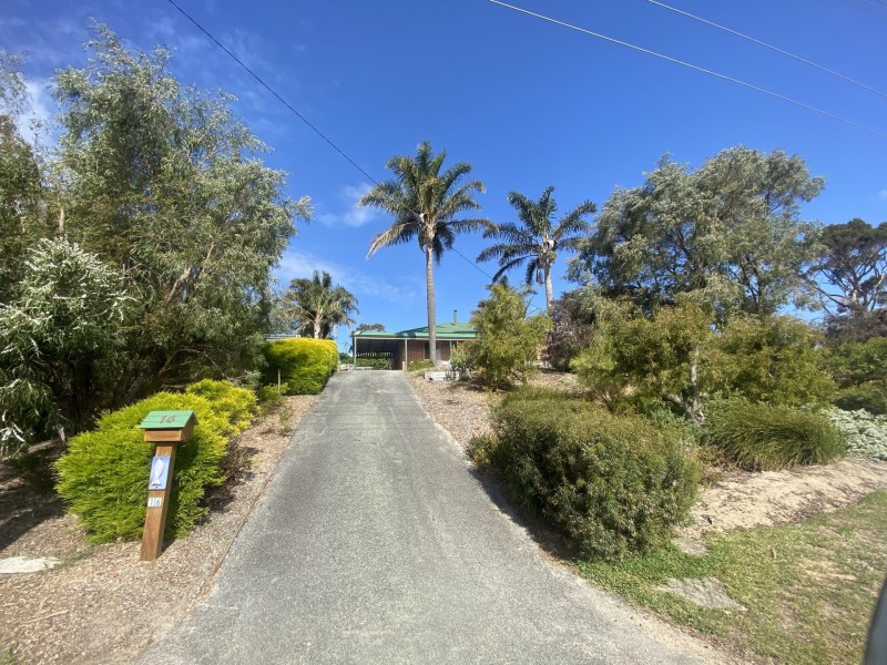 16 Boronia Avenue, Collingwood Heights WA 6330