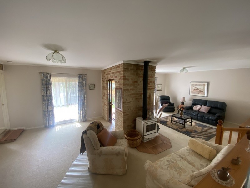 16 Boronia Avenue, Collingwood Heights WA 6330