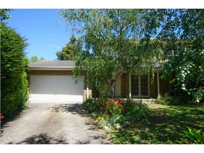 6 Janina Court, Vermont South VIC 3133