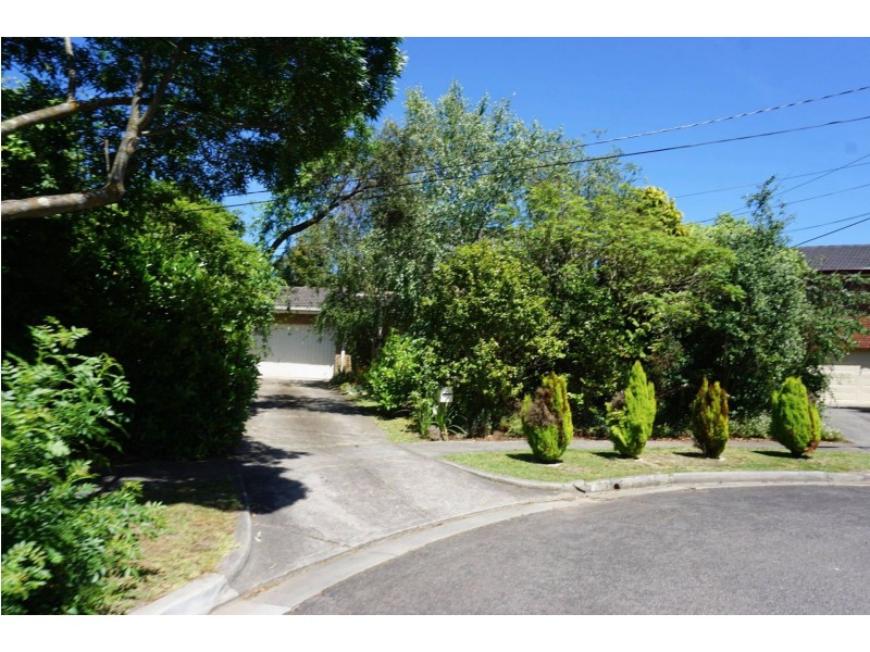 6 Janina Court, Vermont South VIC 3133