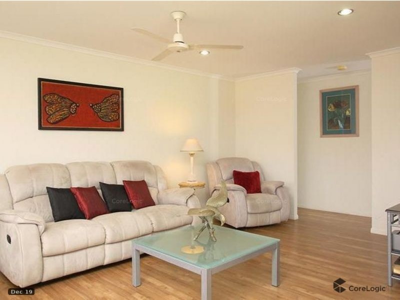 51 Lachlan Drive, Oakhurst QLD 4650