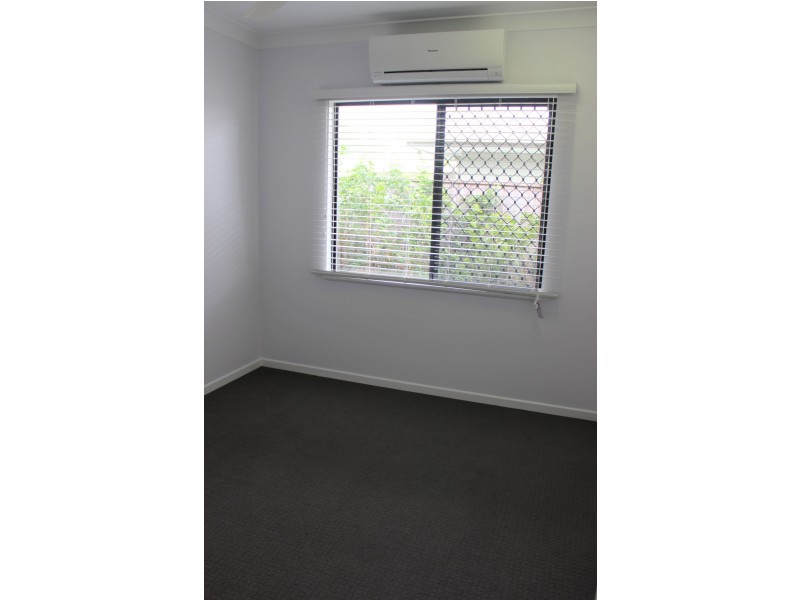 13 Seaways Street, Trinity Beach QLD 4879