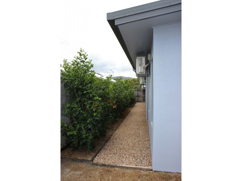 13 Seaways Street, Trinity Beach QLD 4879